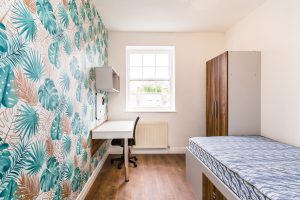 Bedroom A – 10 Leazes Terrace, Flat 3, Newcastle upon Tyne, NE1 4LY